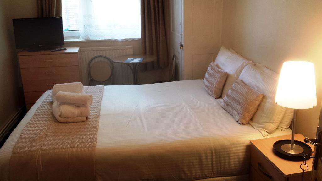 Whitechapel Rooms Londra Oda fotoğraf